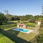 Domaine De Laguneaussan 3* Lesparre-Médoc